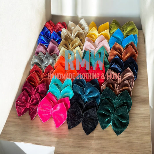 Mini piggies bow box